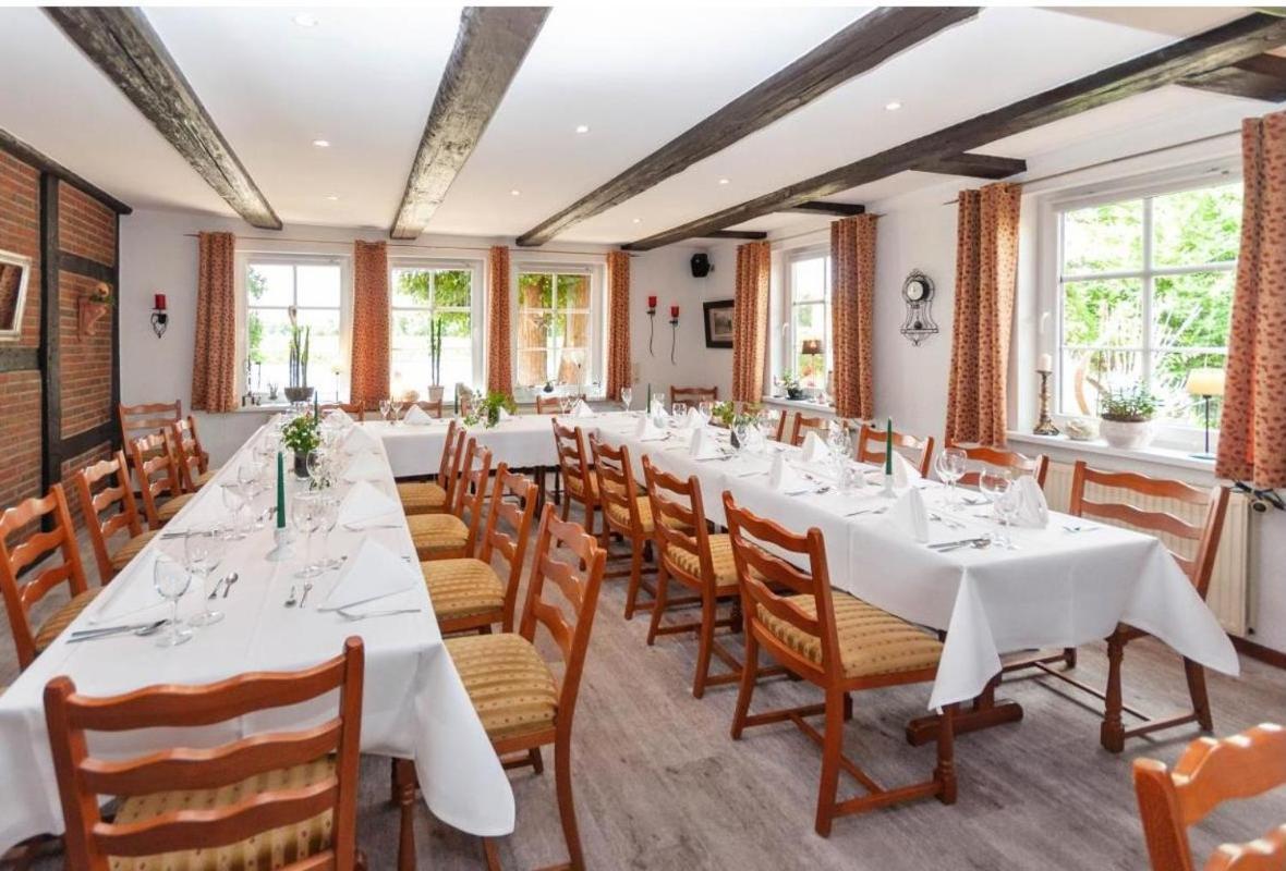 Hotel Zur Erholung & Restaurant Amme'S Landhaus Eicklingen Bagian luar foto