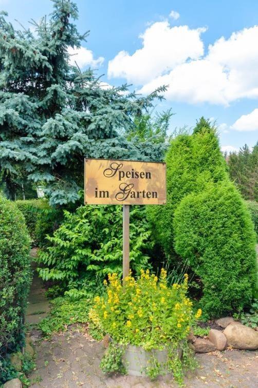 Hotel Zur Erholung & Restaurant Amme'S Landhaus Eicklingen Bagian luar foto