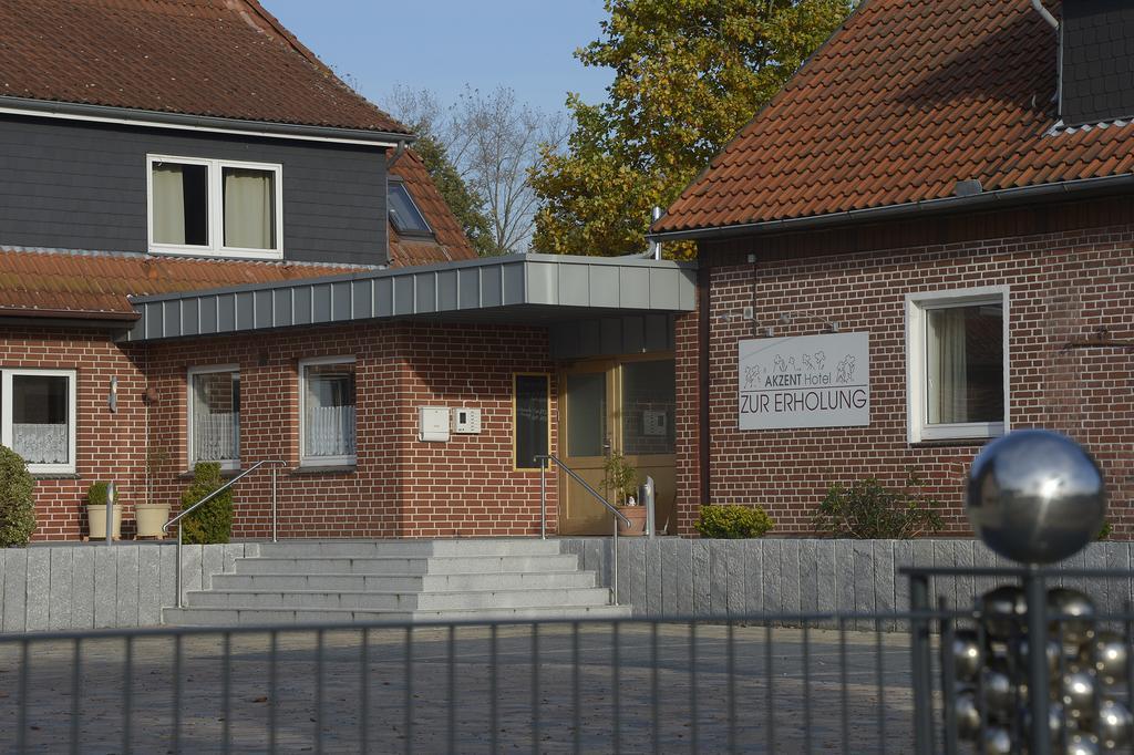 Hotel Zur Erholung & Restaurant Amme'S Landhaus Eicklingen Bagian luar foto